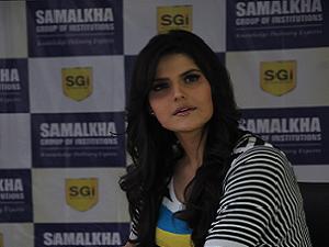 Zareen Khan as Brand Ambassador for SGI Zareen Khan as Brand Ambassador for SGI