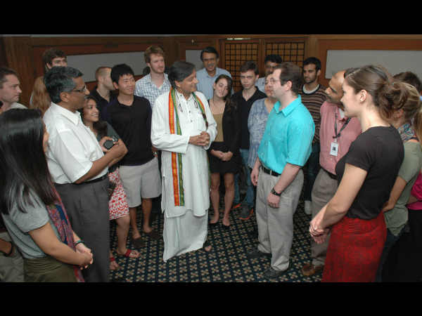 Dr Shashi Tharoor interacting with students from Kansas University at a programme hosted by Asian School of Business: