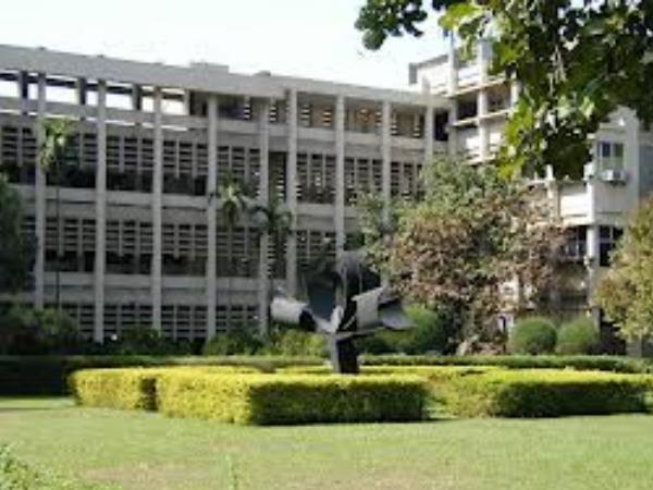 College 9: Indian Institute of Technology, Bombay