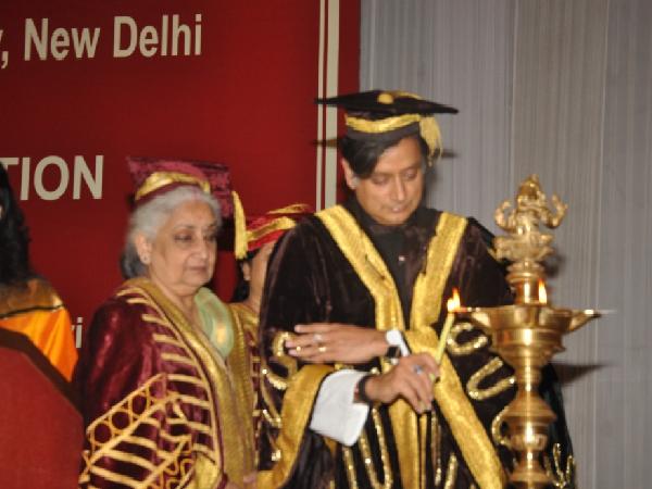 Dr. Shashi Tharoor