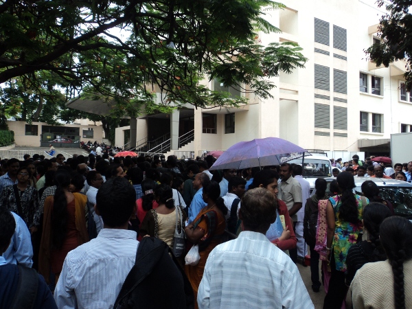 Parents at ComedK counseling Centre