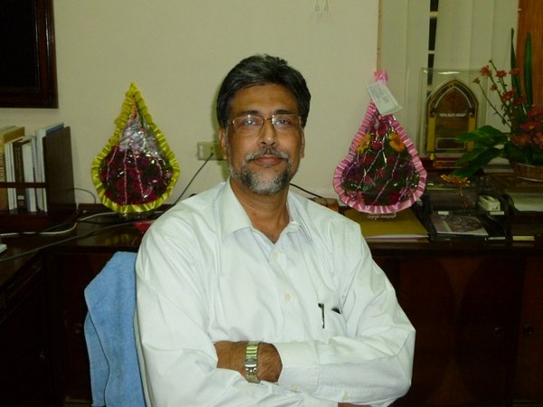 Jadavpur varsity vice-chancellor resigns Jadavpur varsity vice-chancellor resigns