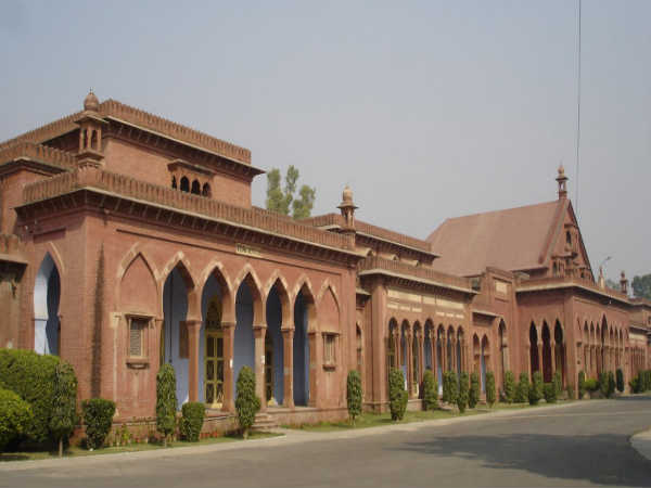Faculty of Law, Aligarh Muslim University – Aligarh