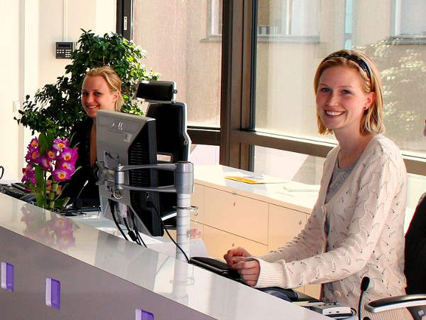 To be a Receptionist