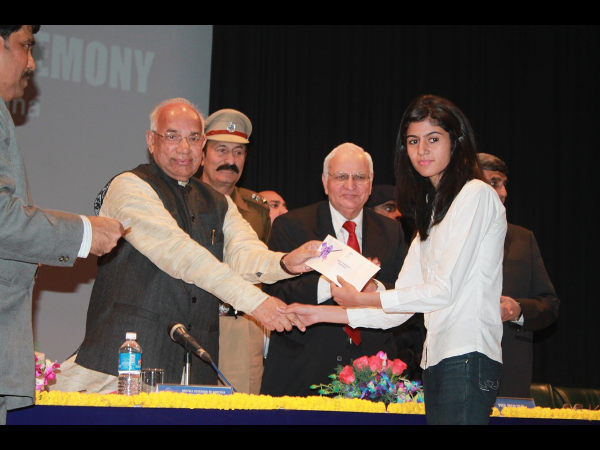 ITM University staff and students accorded a warm welcome to the honorable Governor
