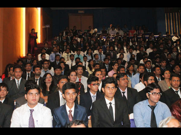 He urged students to become responsible citizens