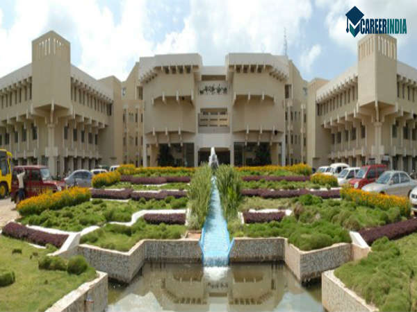 8. S. D. M. College of Dental Science And Hospital, Hubli