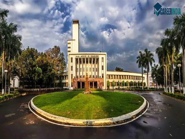 2. Indian Institute Of Technology, Kharagpur