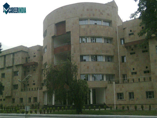 8. Motilal Nehru National Institute Of Technology, Ahmedabad