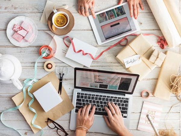 Stop Looking At Work-related Stuff