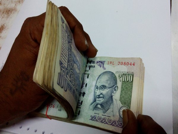 Gemologist Salary