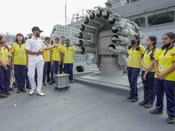 Navy week: Over 4,000 students visit ships Navy week: Over 4,000 students visit ships