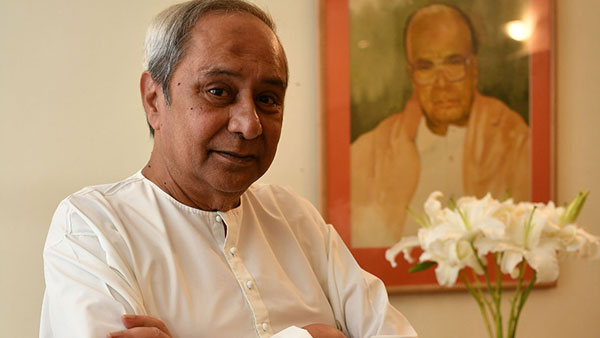 Patnaik announces 100 more hostels for SC & ST stu