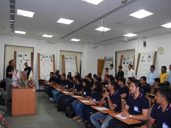 Business Analytics Courses available in IIMs Business Analytics Courses available in IIMs