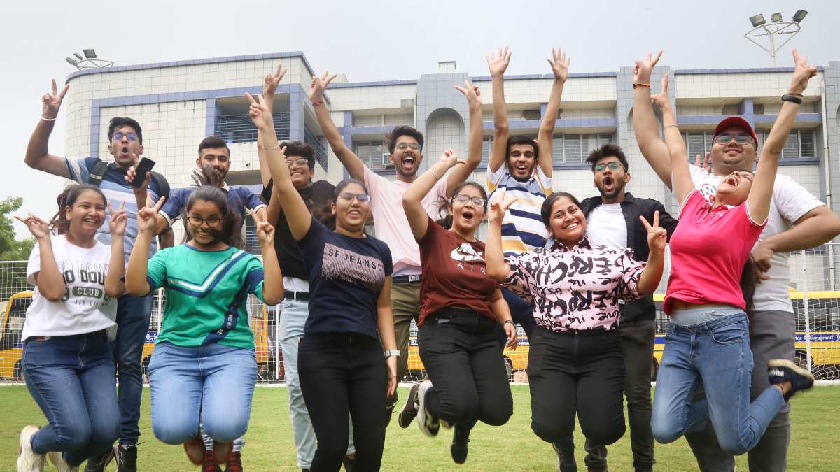 Karnataka SSLC Result 2023: Check Websites, How To Download Class 10 Marksheet, And Other Details - Vimarsana News